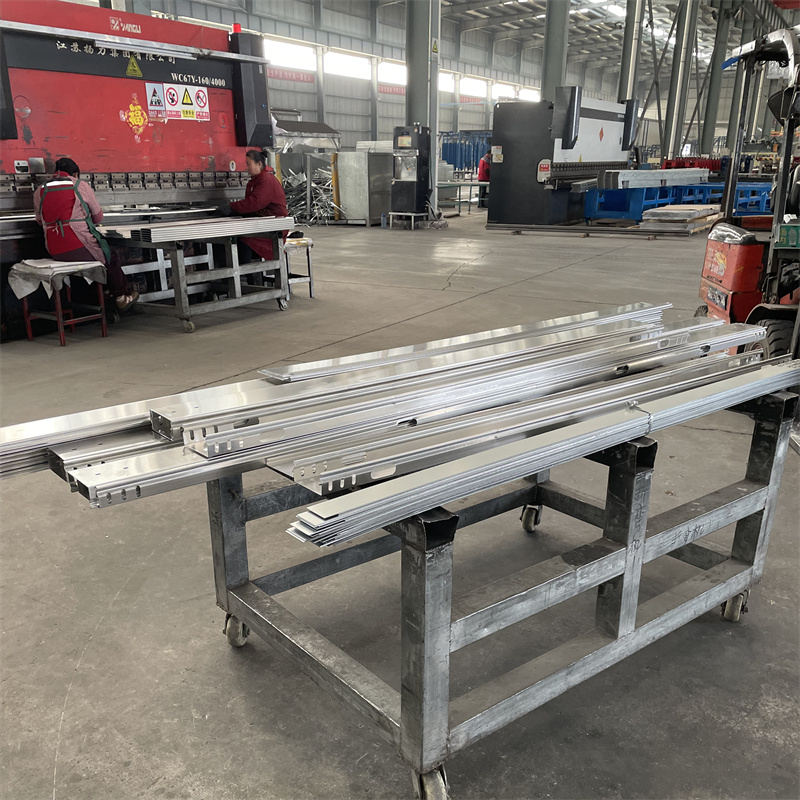 自鎖式電纜橋架